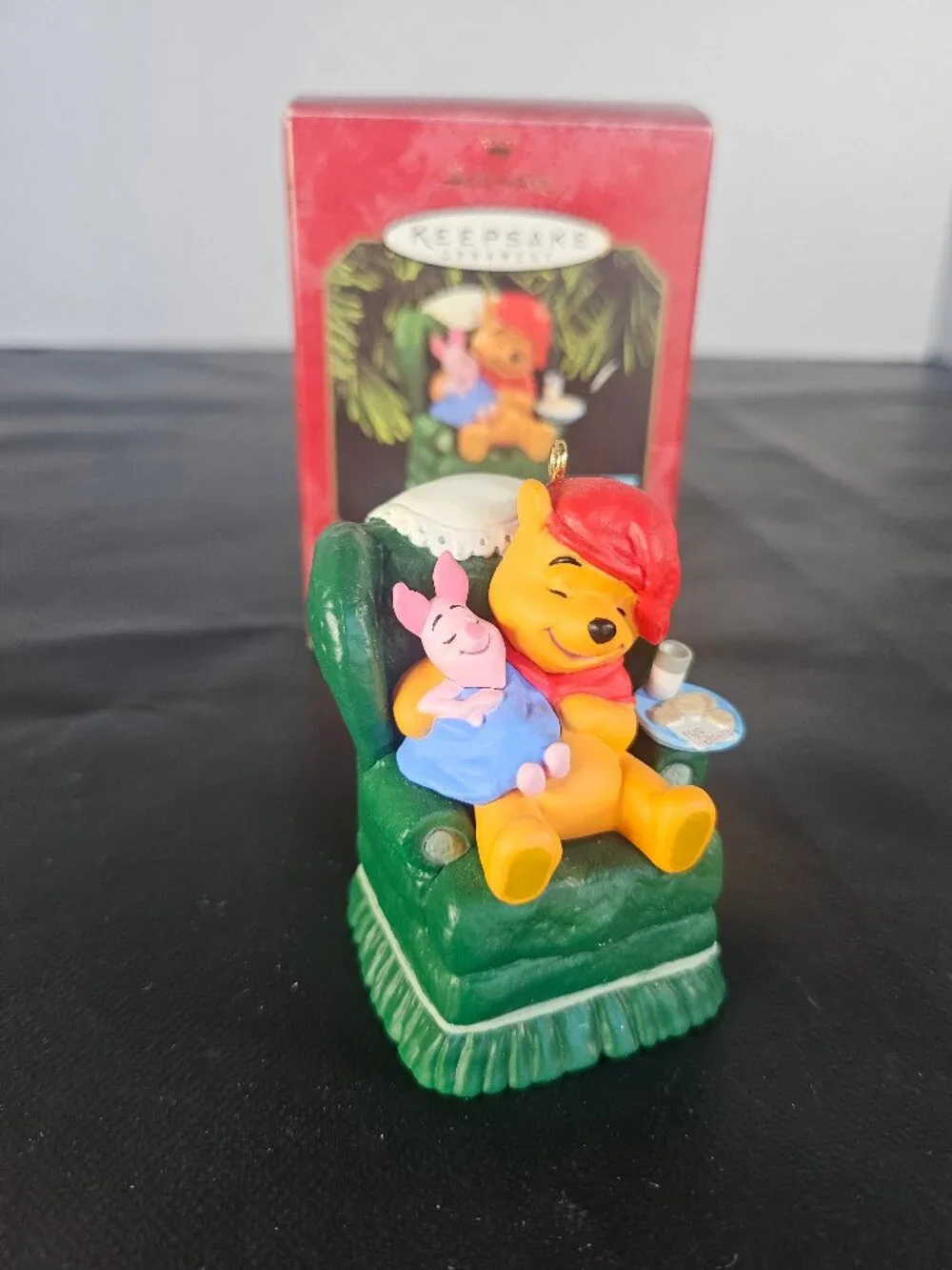 Vintage 1997 Hallmark Keepsakes Ornament 